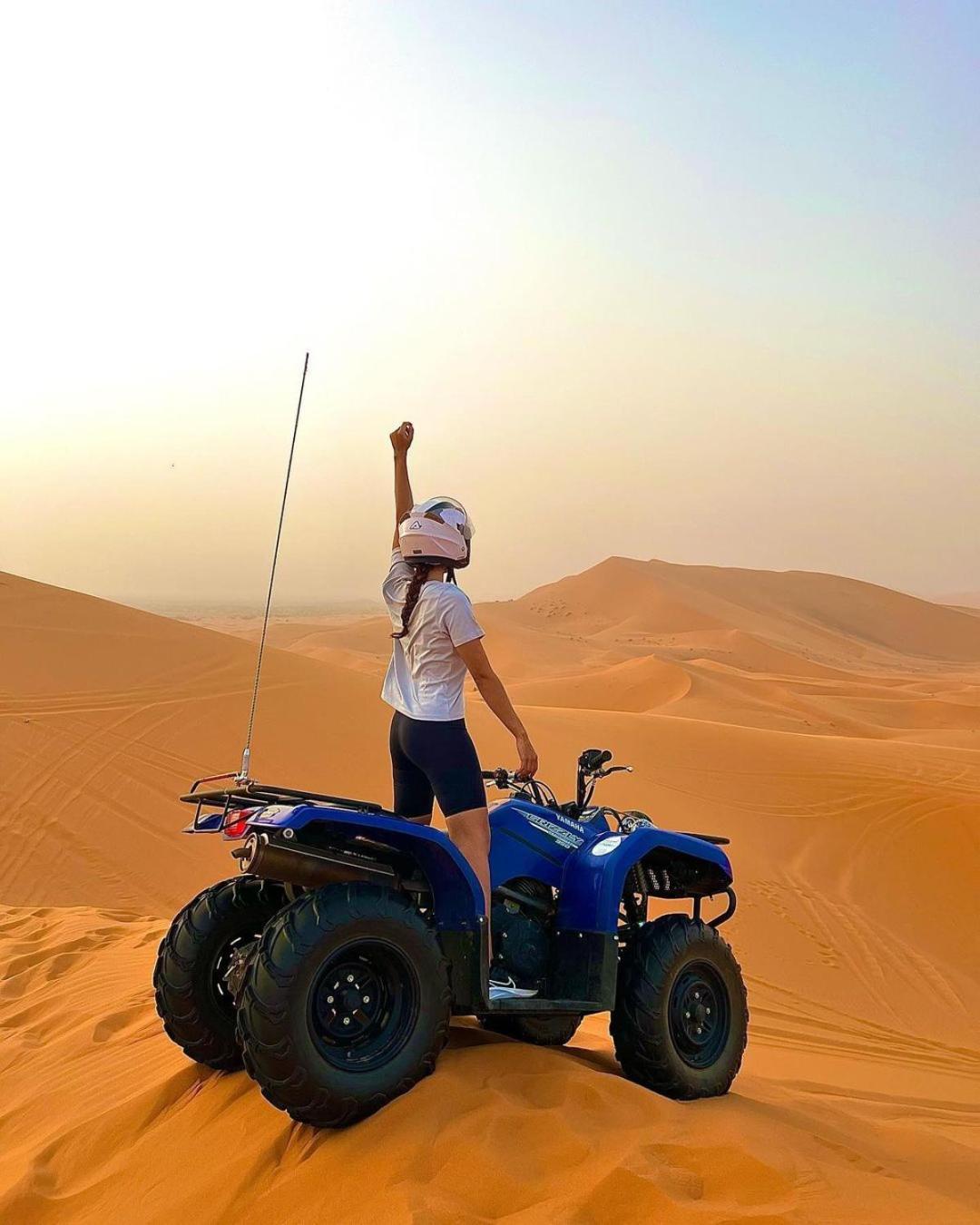 Holiday Luxury Camp Merzouga Bagian luar foto
