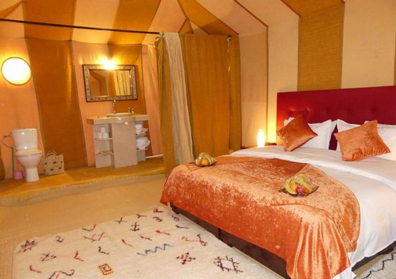 Holiday Luxury Camp Merzouga Ruang foto