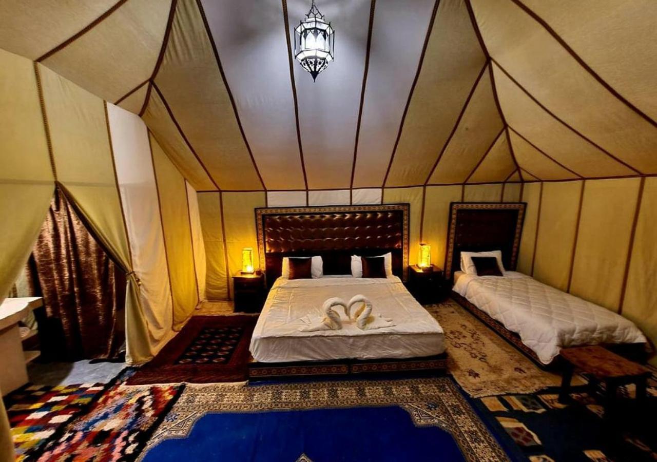 Holiday Luxury Camp Merzouga Ruang foto