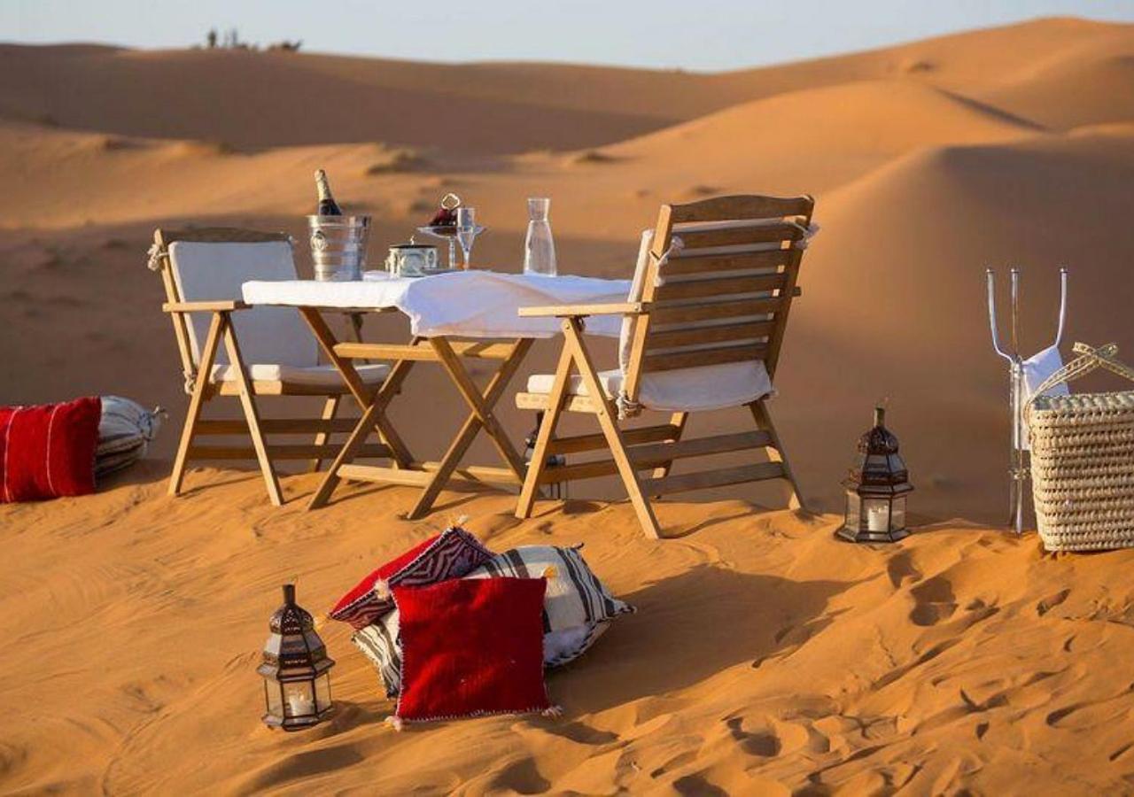 Holiday Luxury Camp Merzouga Bagian luar foto