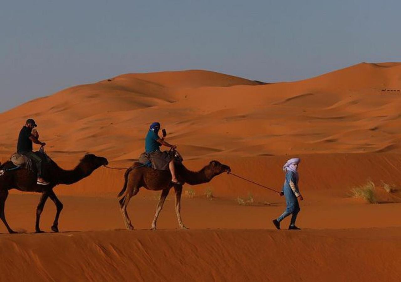 Holiday Luxury Camp Merzouga Bagian luar foto