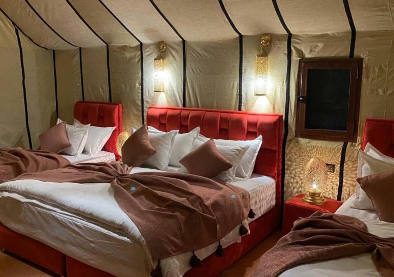 Holiday Luxury Camp Merzouga Ruang foto